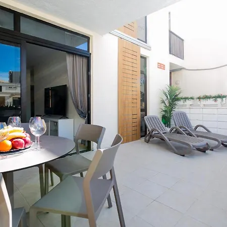Piteras Apartment *